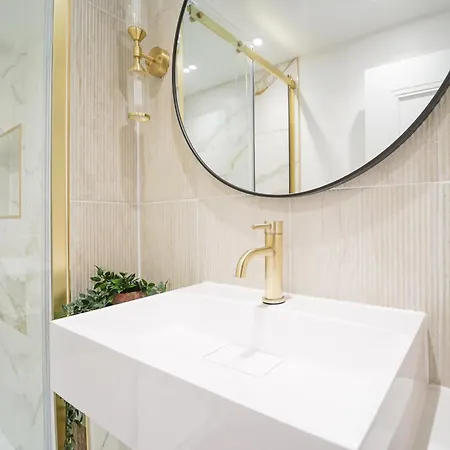 Stylish One Bedroom Flat On Gordon Road