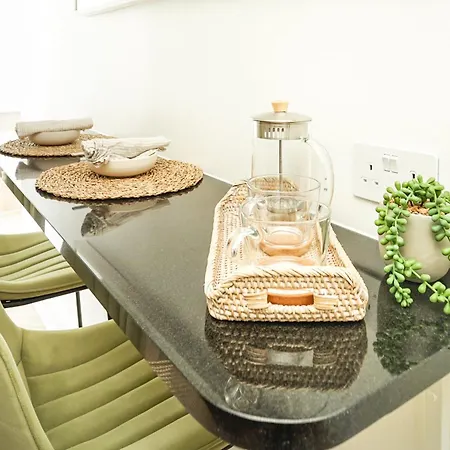 Stylish One Bedroom Flat On Gordon Road Apartmán *