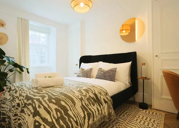 Stylish One Bedroom Flat On Gordon Road 公寓