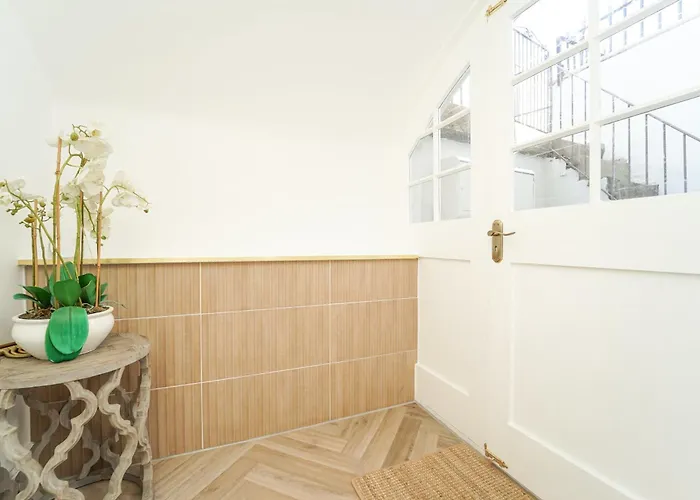 Stylish One Bedroom Flat On Gordon Road 公寓