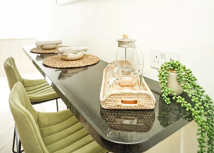 Stylish One Bedroom Flat On Gordon Road 公寓 *